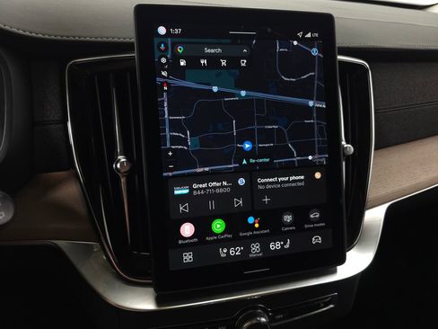 Certified 2026 Volvo XC90 B6 Plus AWD/4WD image 29
