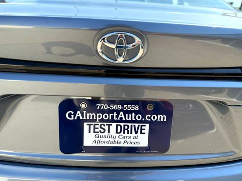 Used 2021 Toyota Corolla L image 23