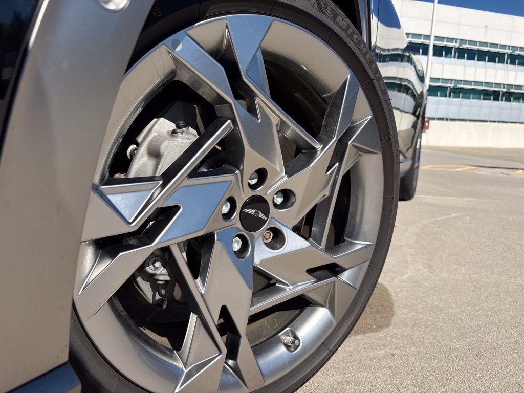 Used 2023 Genesis GV60 Performance AWD/4WD image 5