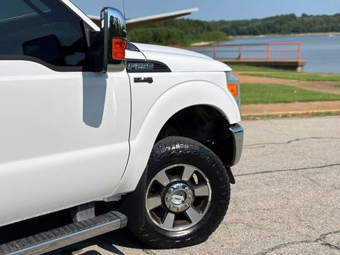 Used 2016 Ford F250 XL w/ Power Equipment Group AWD/4WD image 19