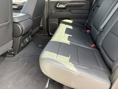 Certified 2025 GMC Sierra 2500 SLT AWD/4WD image 18