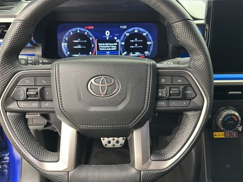 Used 2025 Toyota Tacoma TRD Sport w/ TRD Sport Upgrade Package AWD/4WD image 17