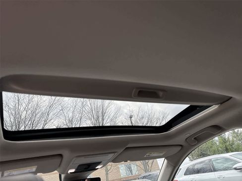 Used 2023 Honda CR-V EX-L image 15