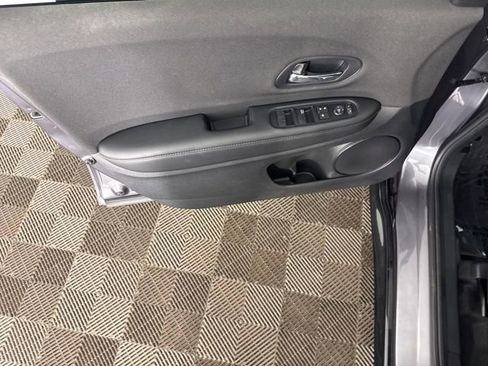 Certified 2022 Honda HR-V Sport image 26