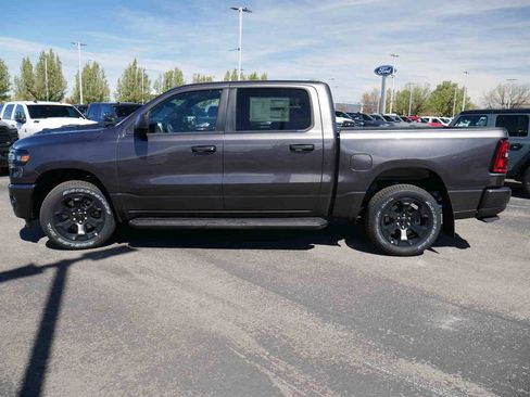 New 2026 RAM 1500 Express AWD/4WD image 18