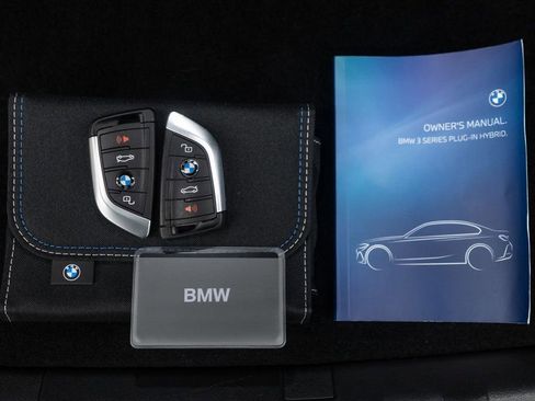 Used 2024 BMW 330e xDrive image 49