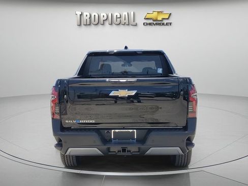 New 2026 Chevrolet Silverado EV LT w/ Plus Package AWD/4WD image 4