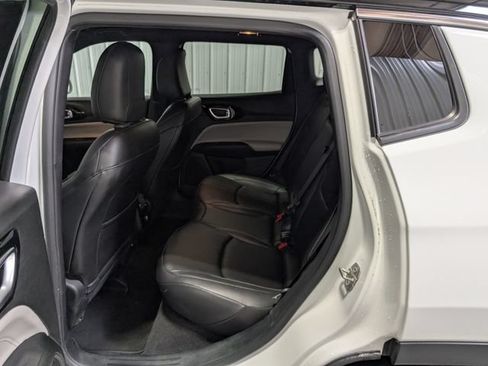 Used 2025 Jeep Compass Limited AWD/4WD image 8