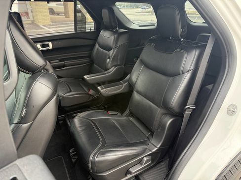 Used 2020 Ford Explorer ST w/ ST Street Pack image 26