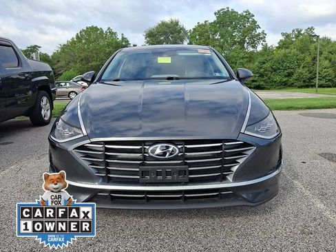 Used 2023 Hyundai Sonata SE FWD image 2
