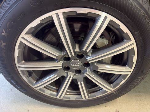 Used 2019 Audi Q7 3.0T Premium Plus AWD/4WD image 36