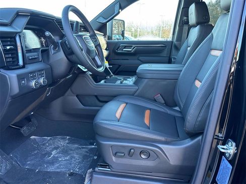 New 2026 GMC Sierra 2500 AT4 w/ Technology Package image 8