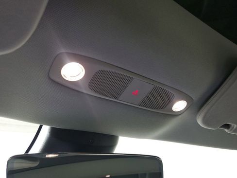 Used 2021 Tesla Model 3 Standard Range Plus image 32