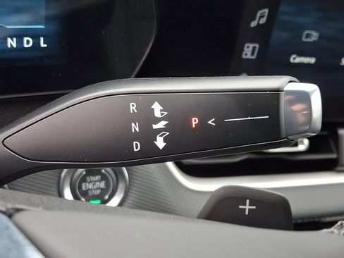 Used 2026 Chevrolet Equinox LT w/ Convenience Package II image 15