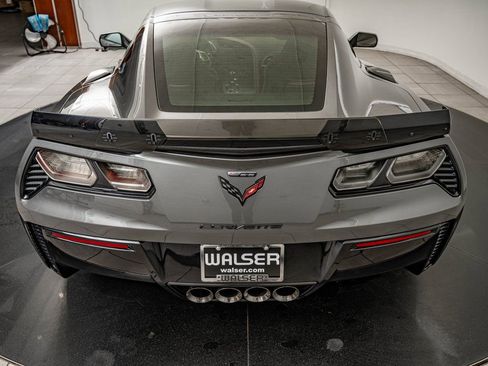Used 2015 Chevrolet Corvette Z06 image 25
