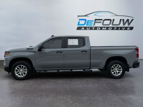 Used 2024 Chevrolet Silverado 1500 W/T w/ Z71 Off-Road Package AWD/4WD image 6