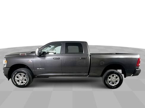 Used 2024 RAM 2500 Laramie AWD/4WD image 5