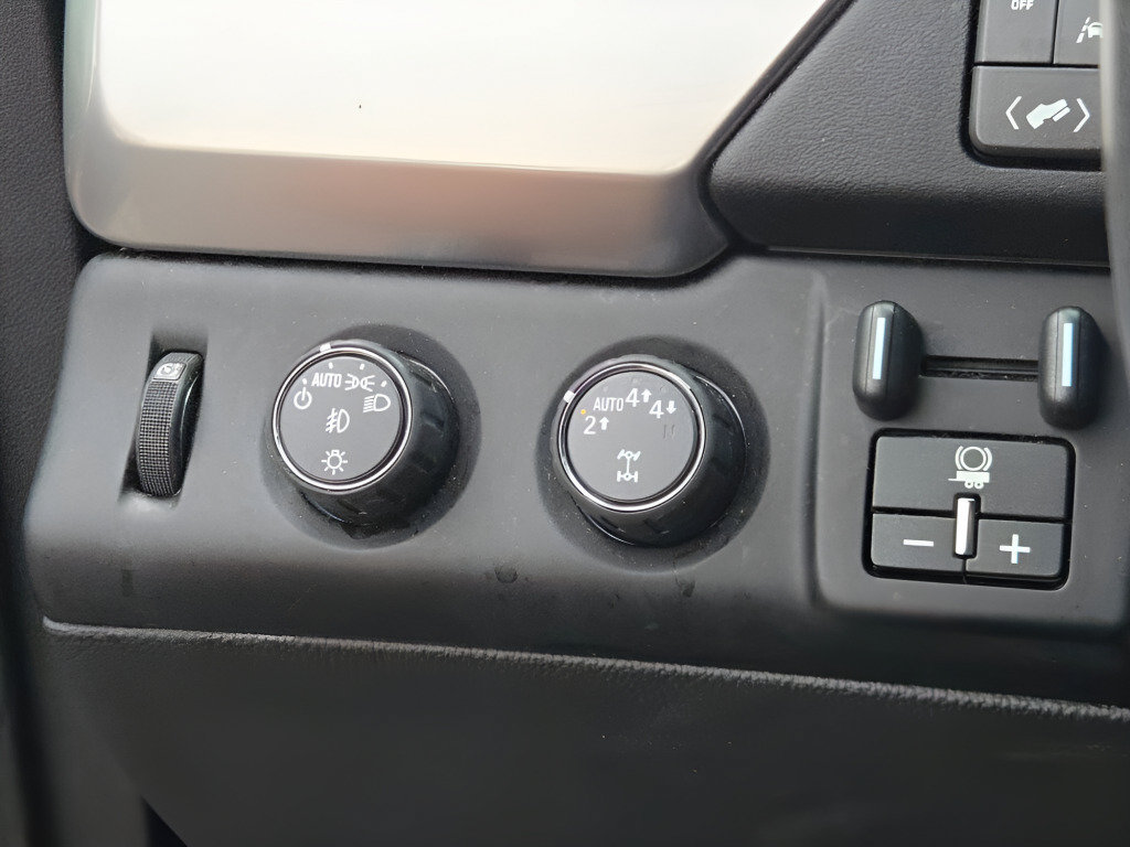 Certified 2018 Chevrolet Tahoe LT AWD/4WD image 33