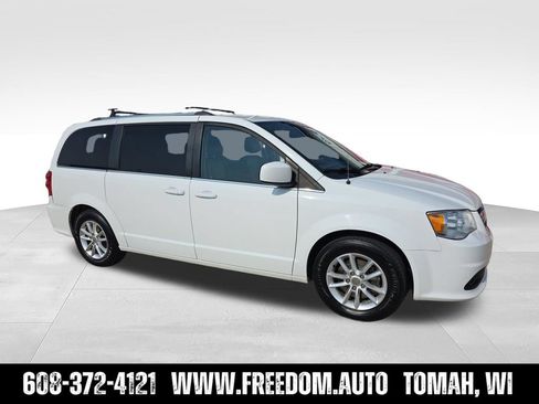 Used 2020 Dodge Grand Caravan SXT FWD image 10