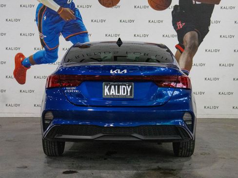 Used 2023 Kia Forte LXS w/ LXS Technology Package image 22