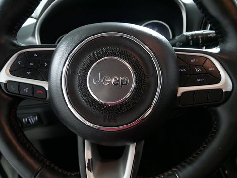 Used 2018 Jeep Compass Limited w/ Safe & Security Group AWD/4WD image 25