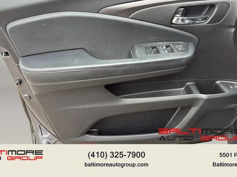 Used 2017 Honda Pilot EX-L image 16