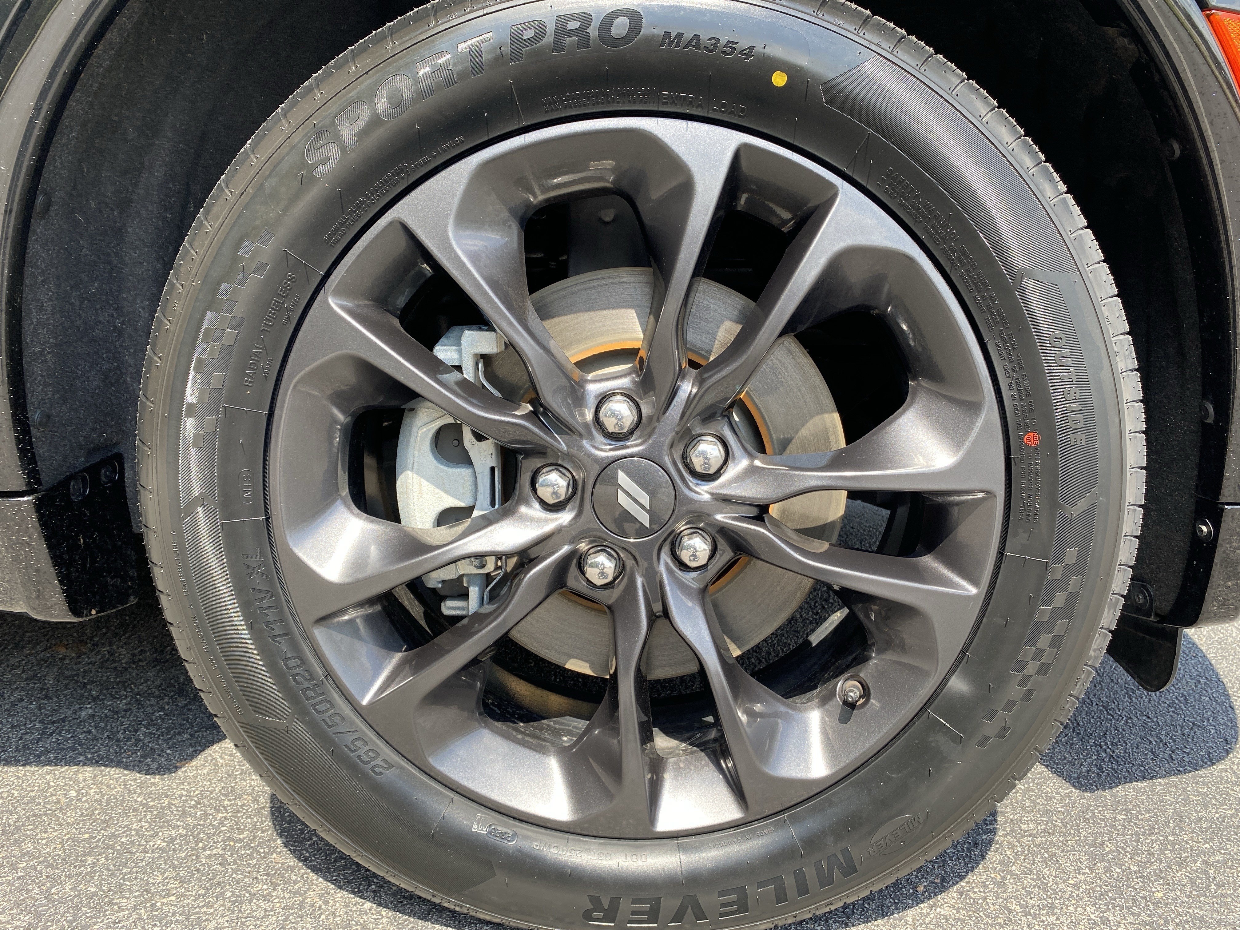 Used 2024 Dodge Durango GT w/ Blacktop Package RWD image 13
