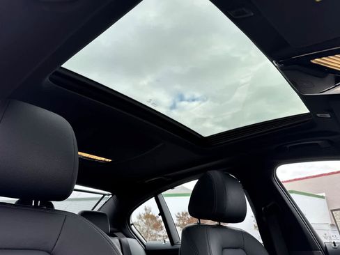 Certified 2023 BMW 530e w/ M Sport Package image 19