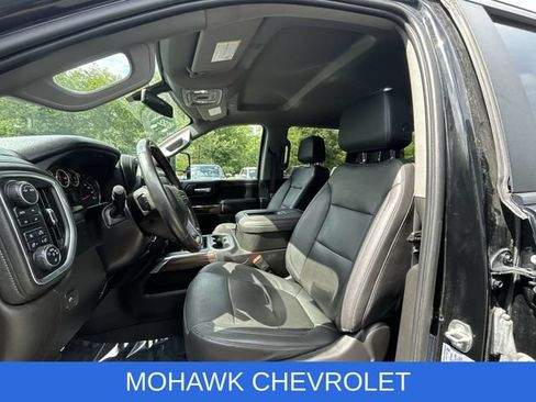 Used 2022 Chevrolet Silverado 2500 LT w/ Midnight Edition AWD/4WD image 19
