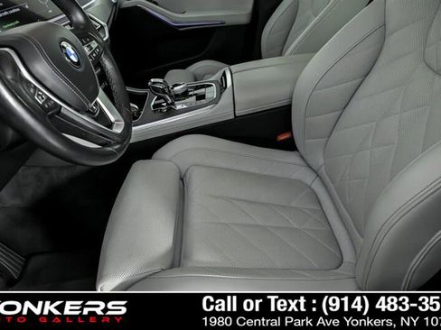 Used 2023 BMW X5 xDrive40i w/ Premium Package image 13