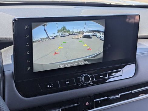 New 2026 Mitsubishi Outlander LE FWD image 17