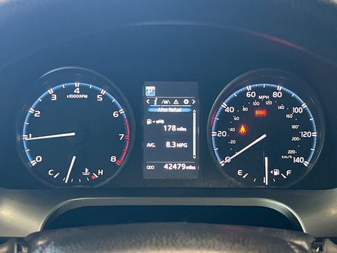 Used 2018 Toyota RAV4 LE w/ All Weather Liner Package FWD image 22
