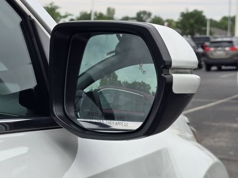 Used 2019 Honda CR-V EX image 16