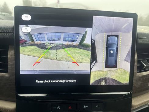 Used 2024 Ford Expedition Max Limited image 25