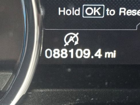 Used 2019 Ford F150 Lariat w/ Equipment Group 502A Luxury image 21