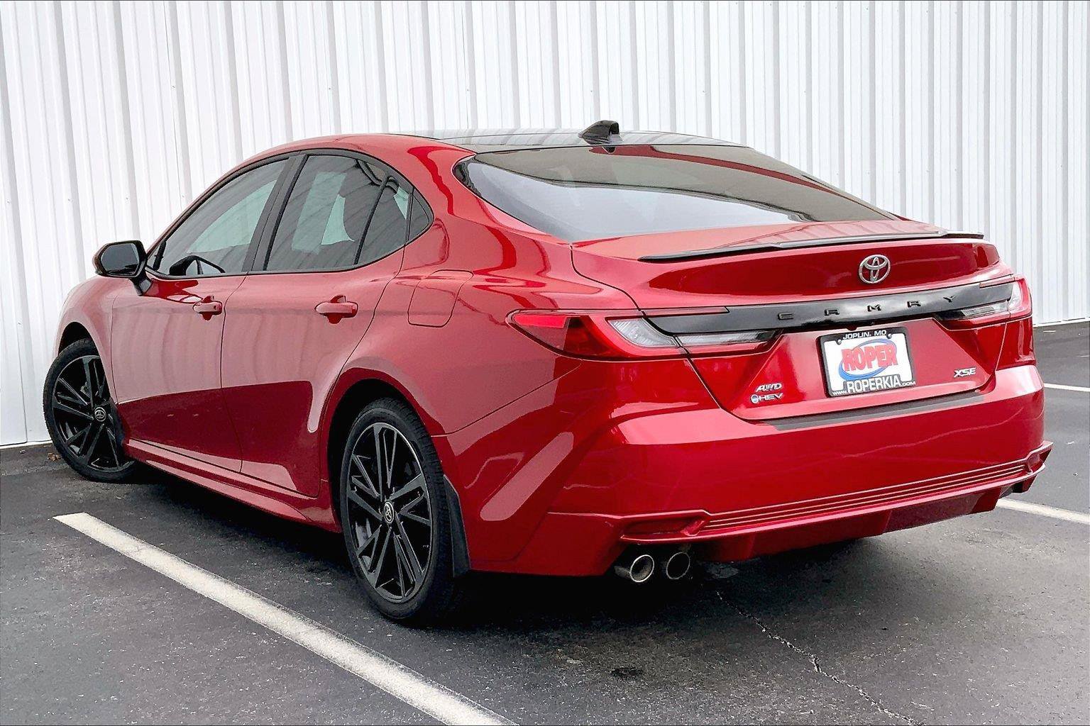 Used 2025 Toyota Camry XSE AWD/4WD image 10