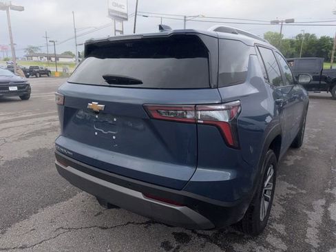 Used 2025 Chevrolet Equinox LT w/ Convenience Package II AWD/4WD image 13