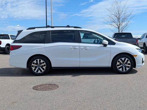 Used 2026 Honda Odyssey EX-L image 8