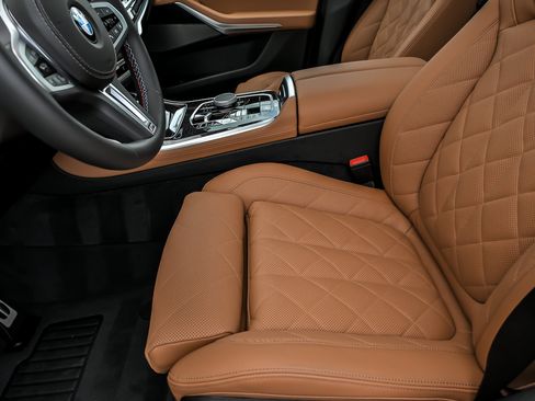 Used 2025 BMW X5 M60i w/ Climate Comfort Package AWD/4WD image 30
