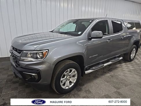 Used 2022 Chevrolet Colorado LT w/ LT Convenience Package image 10