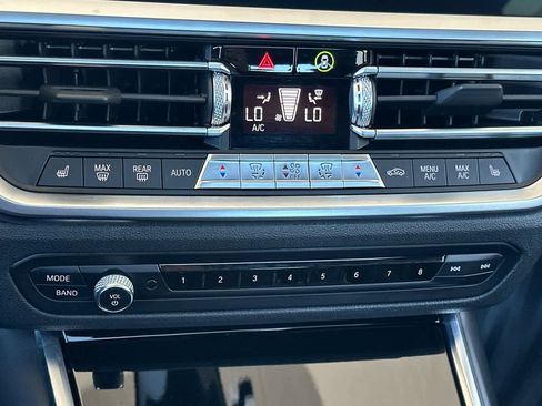 Used 2019 BMW 330i Sedan w/ Convenience Package RWD image 22