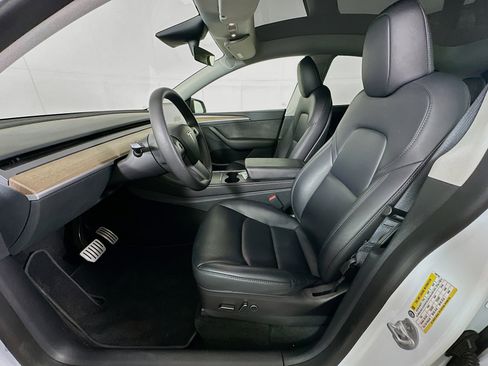 Used 2023 Tesla Model Y Performance image 13