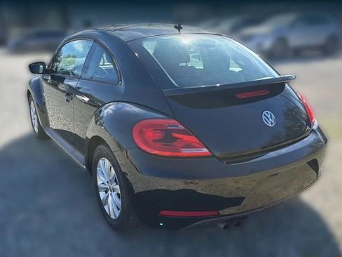 Used 2015 Volkswagen Beetle 1.8T FWD image 26