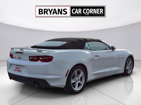 Used 2023 Chevrolet Camaro LT image 18