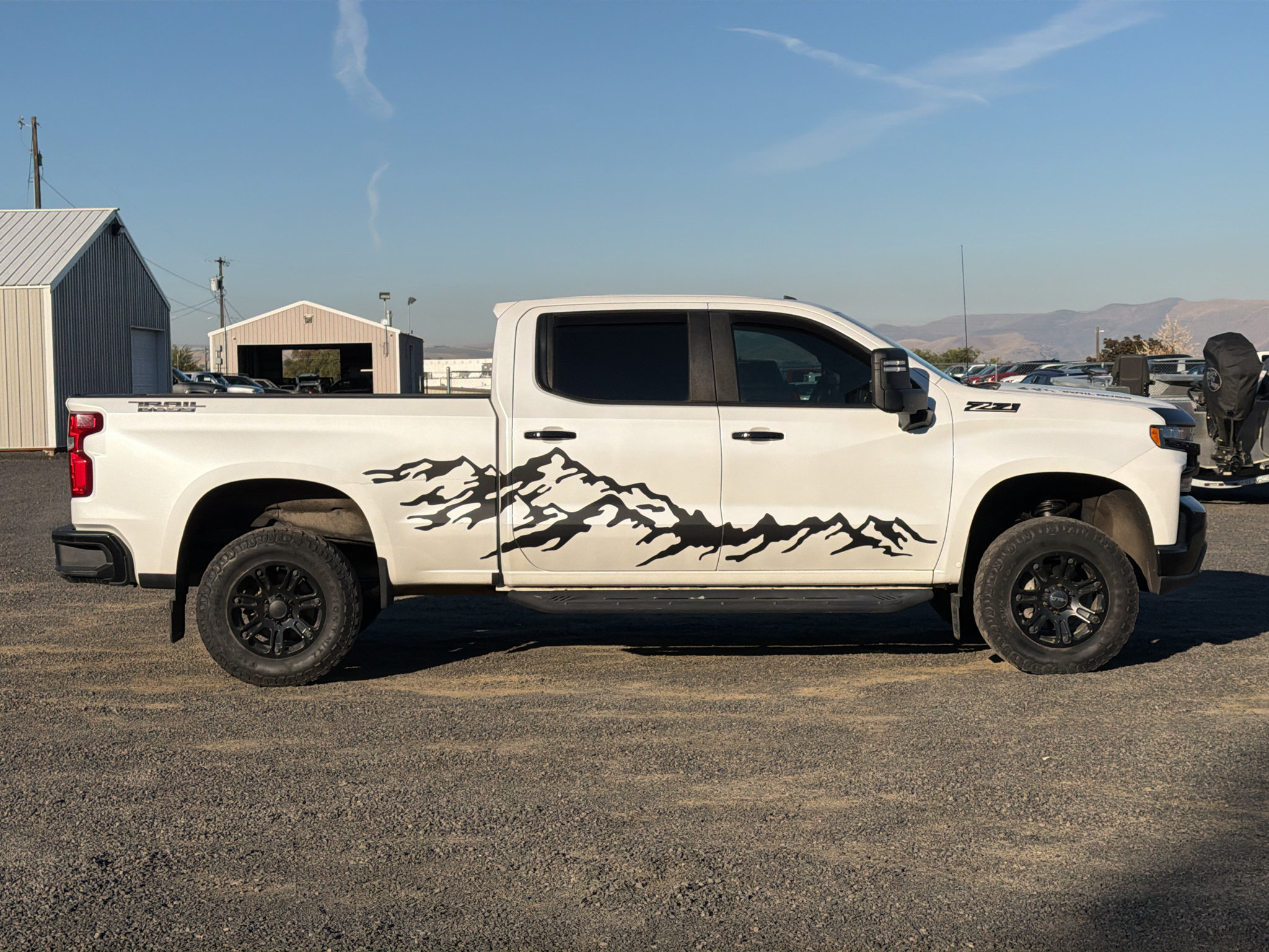 Used 2022 Chevrolet Silverado 1500 LT Trail Boss w/ Convenience Package II AWD/4WD image 13