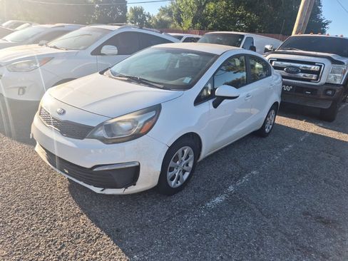 Used 2017 Kia Rio LX FWD image 4