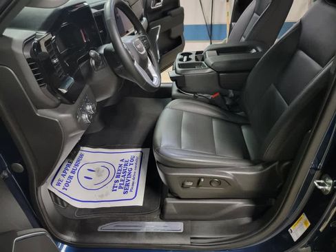 Certified 2023 GMC Sierra 1500 SLT w/ X31 Off-Road Package image 15