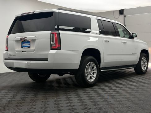 Used 2018 GMC Yukon XL SLT AWD/4WD image 8