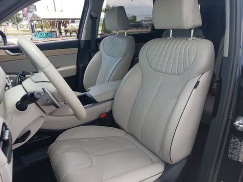 Used 2024 Hyundai Palisade Limited FWD image 10