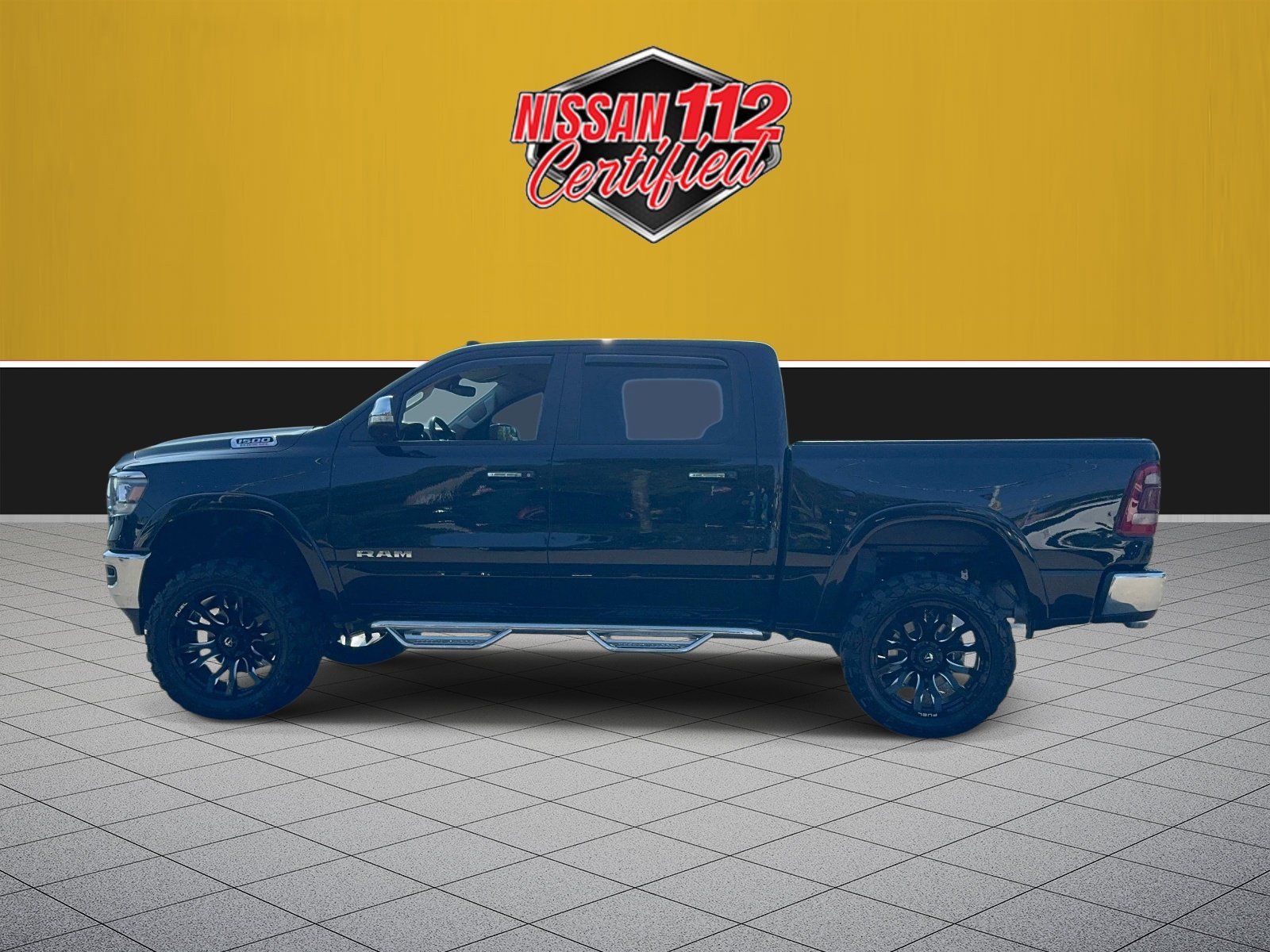 Used 2022 RAM 1500 Laramie AWD/4WD image 4